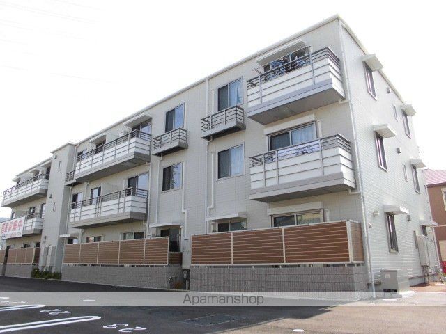 グランドベレオ田宮の外観写真