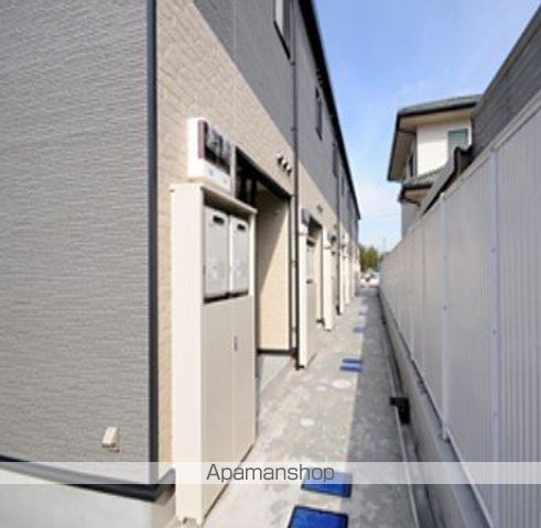 レオパレス馬木の玄関写真