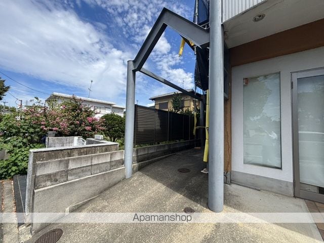MAYUMIハイツ10番館指月の玄関写真