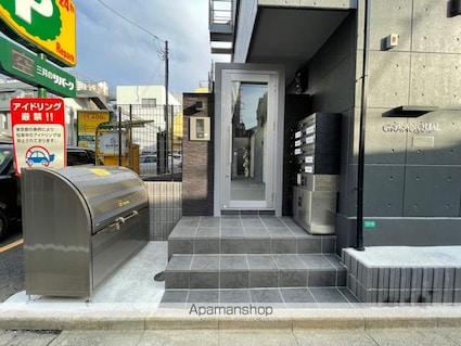 東京都中野区野方５丁目[1K/19m2]のエントランス