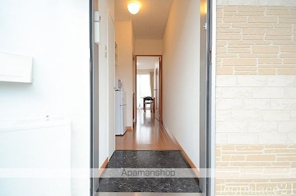 レオパレスクオーレ[1K/26.49m2]の玄関