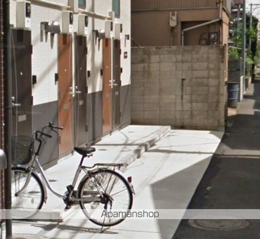ノイエスト蒲田の玄関写真