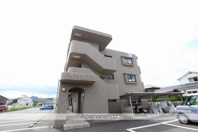 M・ジュールマンションの外観写真