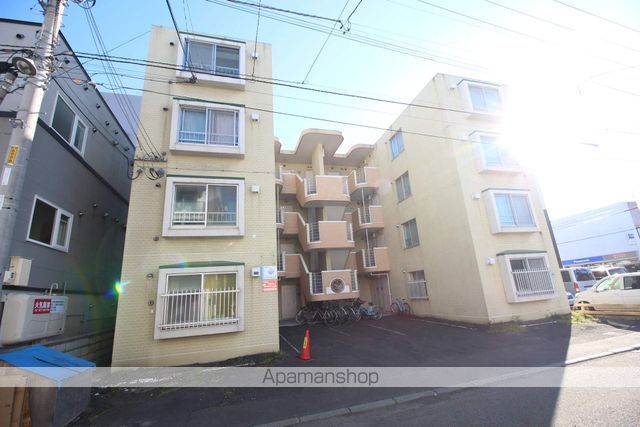 ウィスタリア元町の外観写真