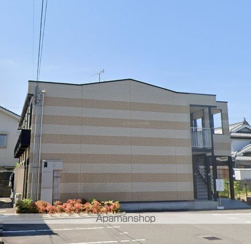 レオパレス平七屋の玄関写真