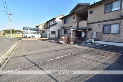 ウェルフェア櫛梨[2LDK/53.76m2]の駐車場