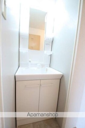 ローズコートヤマサ　Ａ棟[2LDK/62.7m2]の洗面所