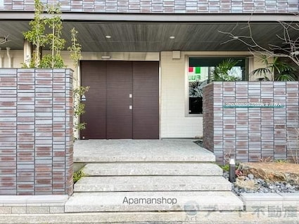 シャーメゾンステージ古川西　Ａ棟[2LDK/73.05m2]のエントランス4