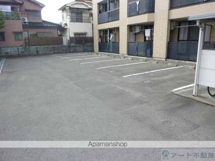 ＳＴＲＡＤＡ　ｓａｙａ[1K/26.25m2]の駐車場2