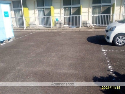 レオパレスＫＡＴＯＨ[1K/19.87m2]の駐車場