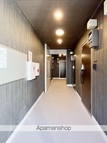 グラナーデ扇I Cの玄関写真