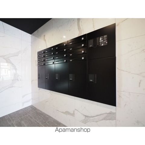 NOIR ASABU EDGEの玄関写真