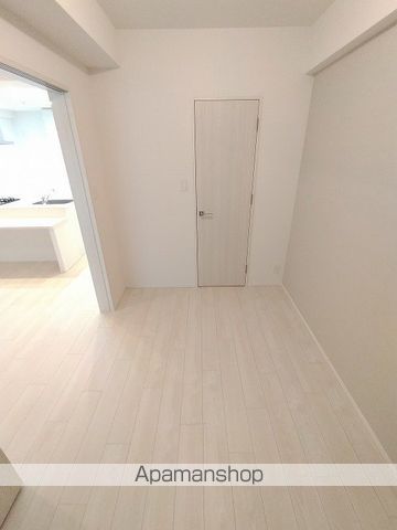 スプランディッド新大阪VIIIの内装写真