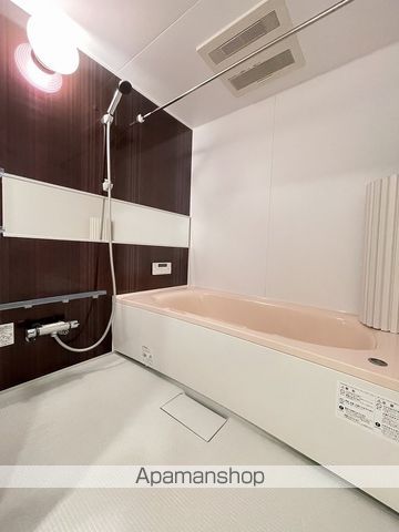 IMPERIAL Sの内装写真
