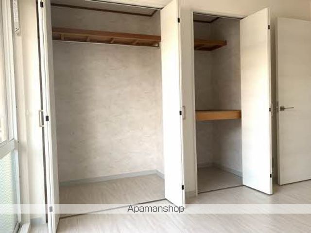 エスパディ B棟の内装写真