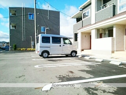 グレーシア光Ⅴ[1LDK/47.08m2]の駐車場1