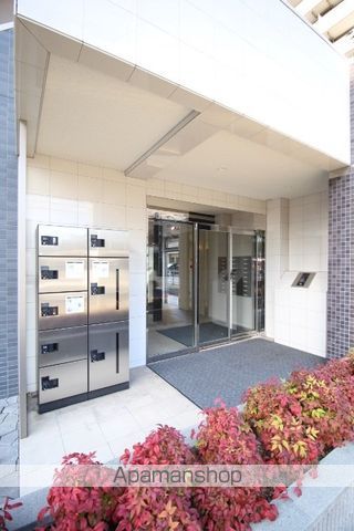 アルストロメリアの玄関写真