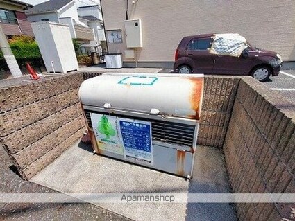 メインシティガーデン　ブライト[2DK/49.68m2]の共用部3