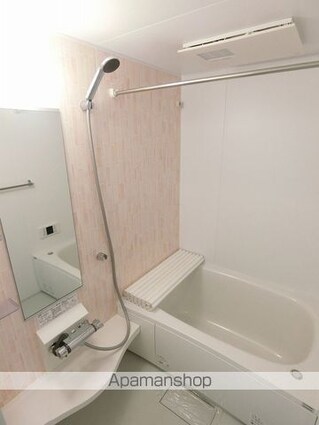 Ｓｕｎｌｉｇｈｔ[1K/27.83m2]のバス