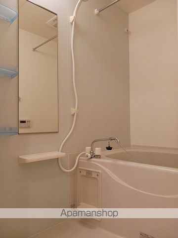 ガーデン西垣生の内装写真