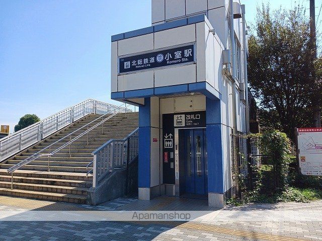 小室町アパートの周辺写真