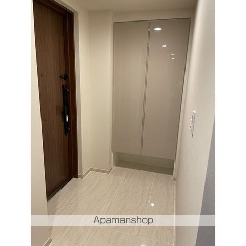 ローレルタワー堺筋本町の内装写真