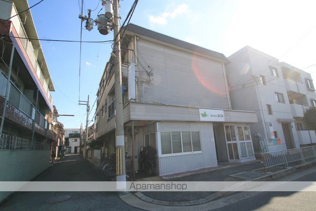 小曽根マンションの外観写真