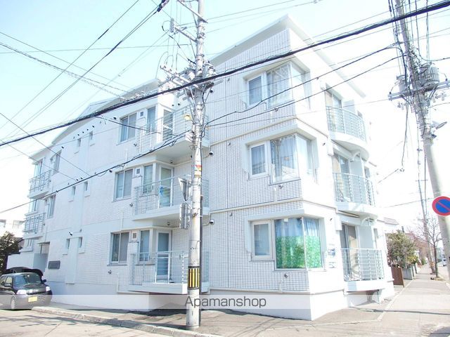 エムズアパートメントの外観写真
