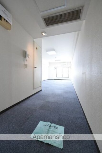 ウィン青山[1R/30.6m2]の玄関2