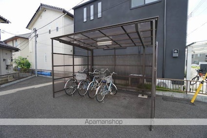 テラス白岡　２号棟[2LDK/54.92m2]の共用部1