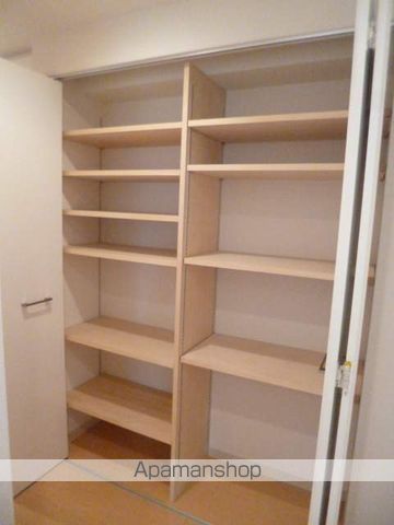 レジディア北三条の内装写真