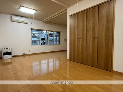 コーポ成田[1LDK/36.3m2]のリビング・居間