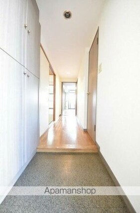 カスタリア新宿７丁目[2DK/50.22m2]の玄関