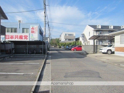 Ｌｉｂｅｒｔｙ　Ｃｏｕｒｔ[1LDK/33.39m2]の周辺1