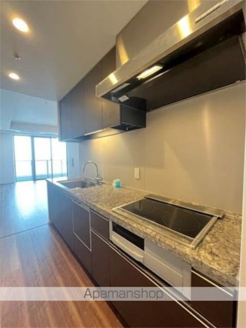 東京都新宿区西新宿５丁目[1LDK/71.84m2]のキッチン