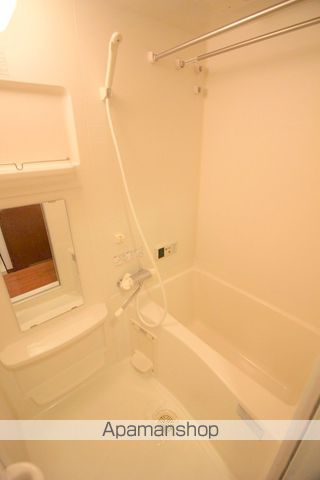 クラウンハイム本町EASTの内装写真