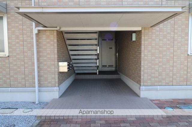 メゾンリヴェール Aの玄関写真