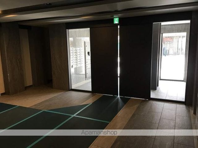 ミラージュパレス福山駅前の玄関写真