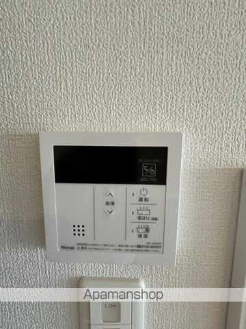セレニテ江坂グランデの内装写真