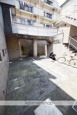 駒鳥アパートメントの外観写真