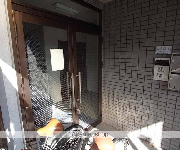 フラット6の玄関写真
