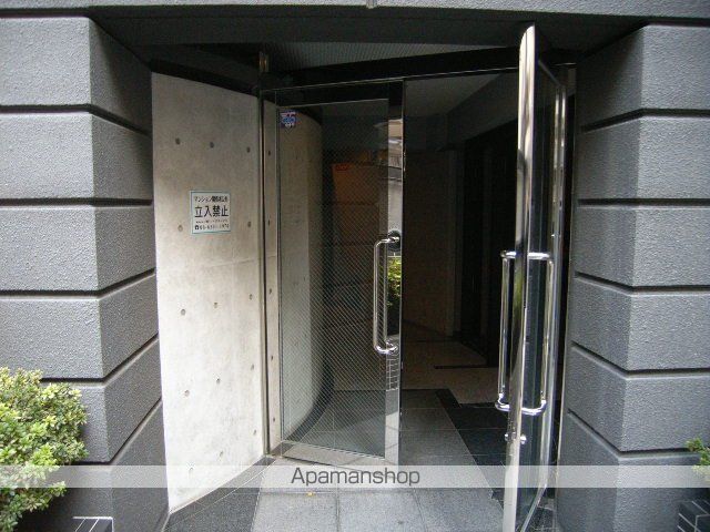 グランドシーズ大手前の外観写真