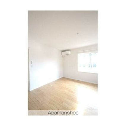 Ｄｉａｍｏｎｄ．　Ｃｏｕｒｔ[1LDK/34.15m2]のリビング・居間