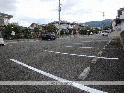 メロディ松原[2LDK/55.93m2]の駐車場