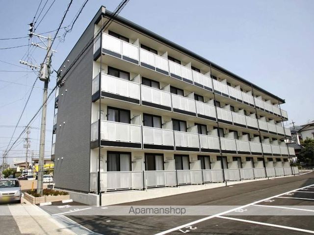 レオパレスSHIBATAIIIの玄関写真
