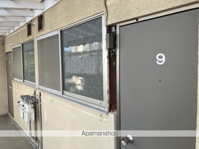 ＪＲ常磐線 いわき駅 バス乗車時間：18分 最寄りバス停で下車 徒歩3分 2階建 築54年の内装写真