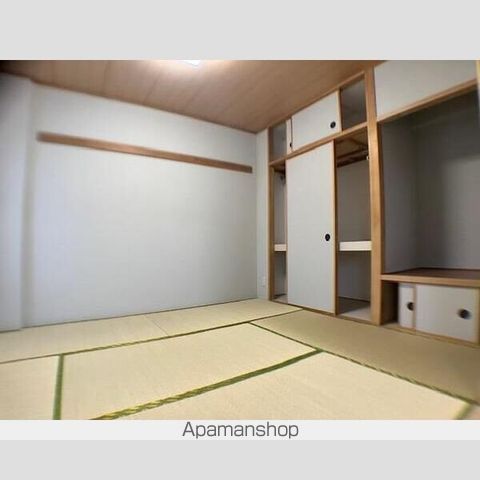 山鼻サンタウン一号館の内装写真