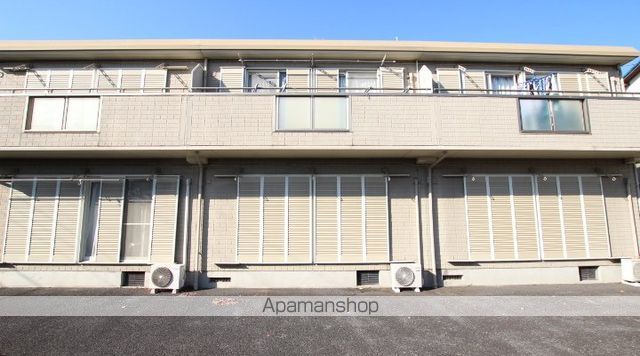 スリースター竹山の外観写真