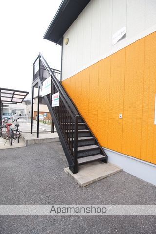 ラフィーネ番町の玄関写真