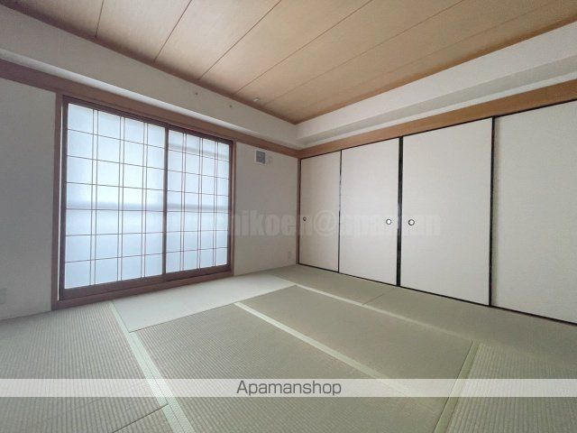 ラソフェリス千里桃山台の内装写真